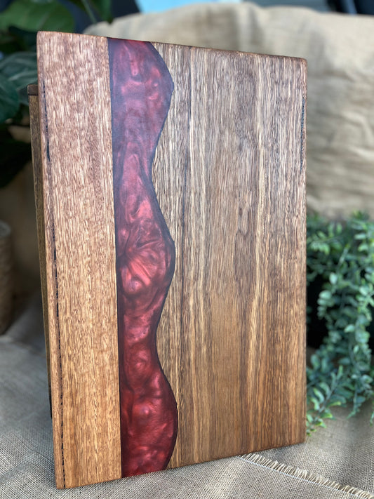 Spotted Gum Charcuterie Board with Resin Inlay (Merlot)